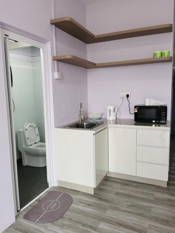 Mersingfirstfloor丰盛港二楼民宿 Bagian luar foto